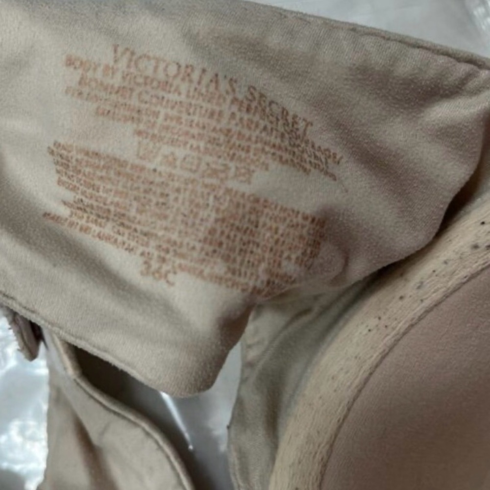 VICTORIA’S SECRET BODY BY VICTORIA LINED PERFECT COVERAGE | NUDE | 36C - Picture 4 of 9